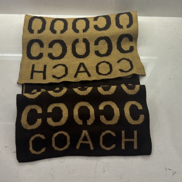 Coach scarf - with coach logo - brown and tan color - Picture 5 of 8